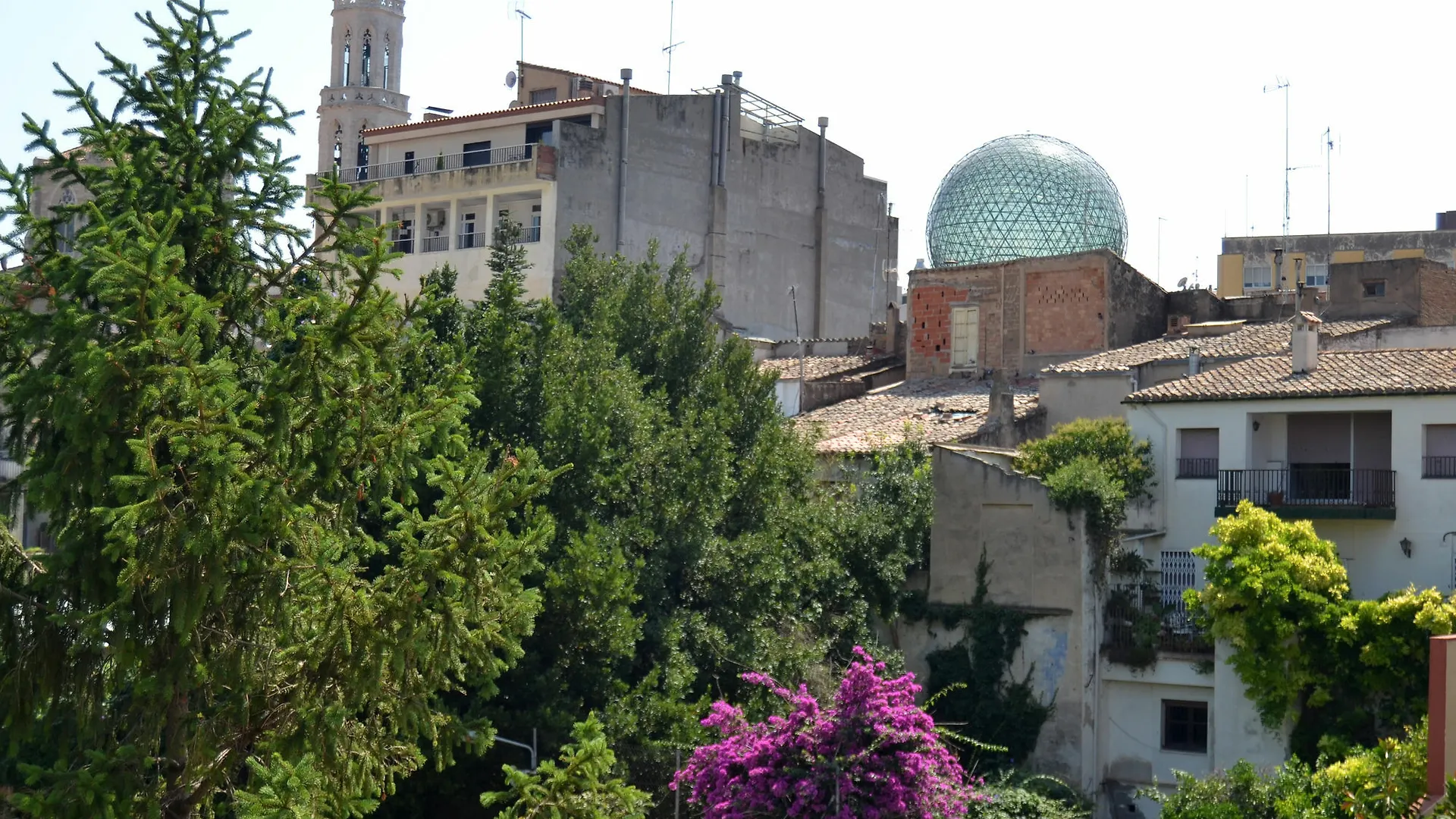 Hostal Isabel II Figueres  Figueres (Girona)